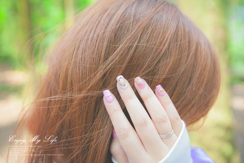 美甲 ♥ 夏季的低調華麗美甲。讓人目不轉睛的超美仿天然石紋 ♫ - 第26張圖 IMG_0337
