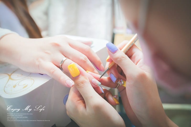 美甲 ♥ 透明系指彩!暈染漸層海洋風。Oohla Nail Studio ♫ - 第19張圖 IMG_1826