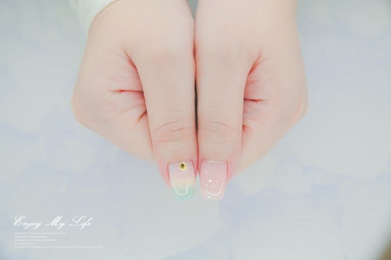 美甲 ♥ 透明系指彩!暈染漸層海洋風。Oohla Nail Studio ♫ - 第25張圖 IMG_1842