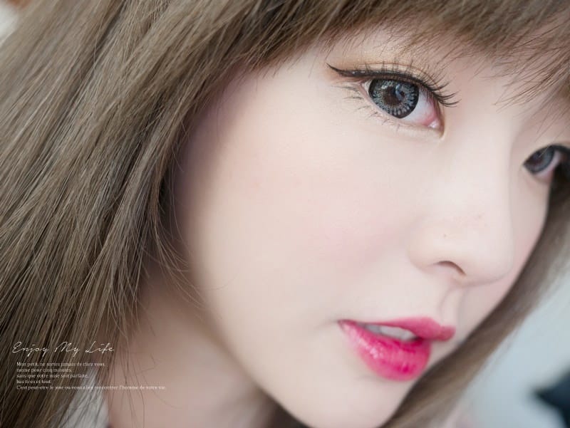 彩妝 ♥ 今年秋冬用奪目眼色決勝負吧。Za矚目焦點眼影盒新色登場 ♫ - 第2張圖 P1100635