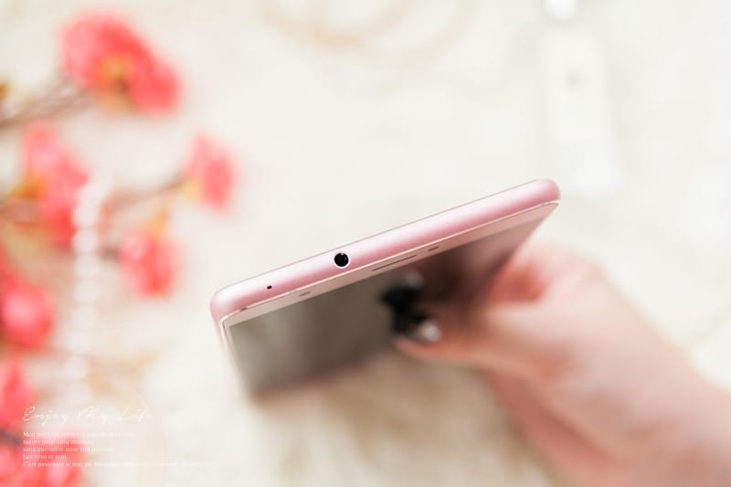 3C ♥ 時尚追劇x美型耀眼 讓人愛不釋手的玫瑰金6.8吋大螢幕手機。ASUS ZenFone 3 Ultra (ZU680KL) ♫ - 第15張圖 IMG_8094