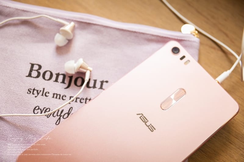 3C ♥ 時尚追劇x美型耀眼 讓人愛不釋手的玫瑰金6.8吋大螢幕手機。ASUS ZenFone 3 Ultra (ZU680KL) ♫ - 第30張圖 IMG_7849