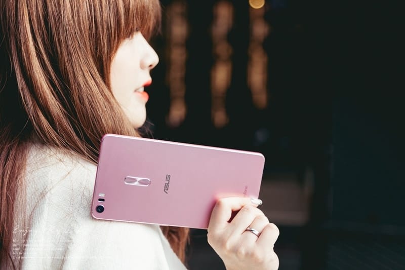 3C ♥ 時尚追劇x美型耀眼 讓人愛不釋手的玫瑰金6.8吋大螢幕手機。ASUS ZenFone 3 Ultra (ZU680KL) ♫ - 第4張圖 IMG_7874