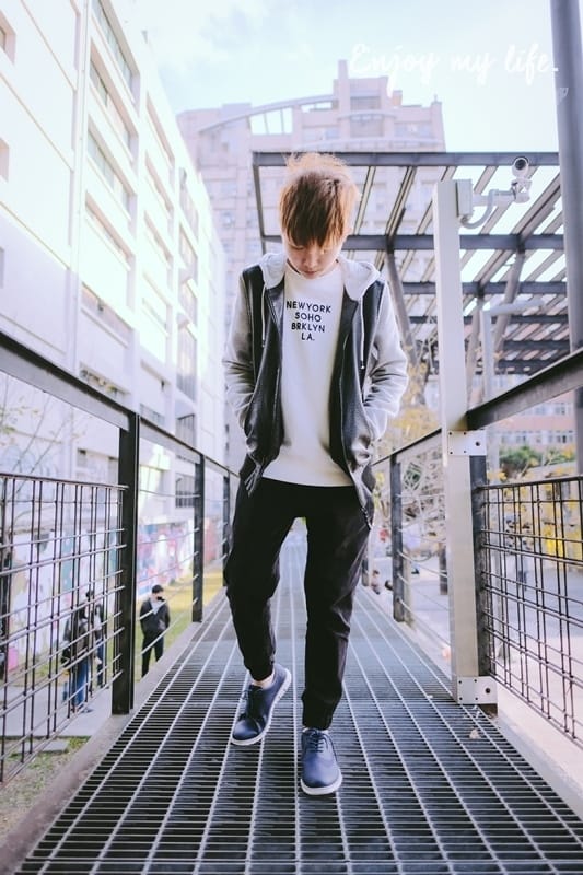 穿搭 ♥ 我們的HANNFORT情侶穿搭。ZERO GRAVITY牛津雕花氣墊鞋 ♫ - 第41張圖 DSCF2377