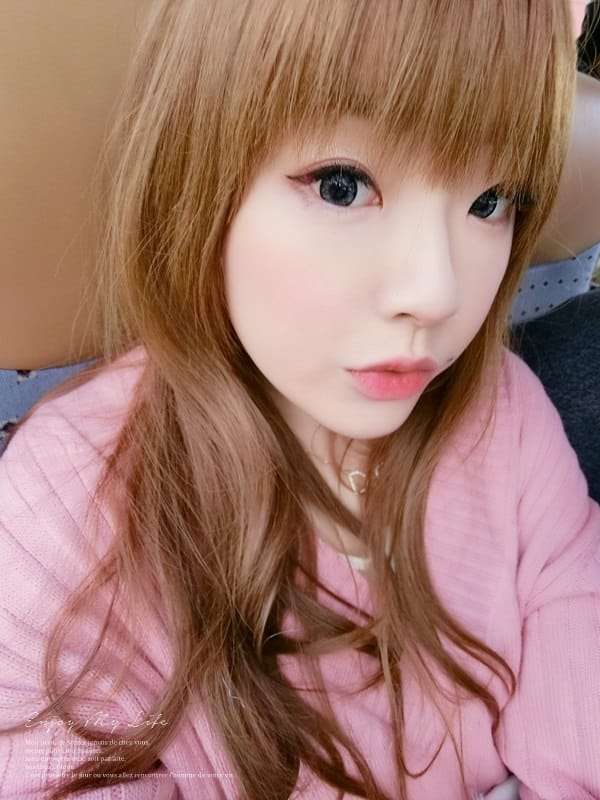 美髮 ♥ 80’s STUDIO Ian。淺淺焦糖X金棕挑染 #Bronde 輕盈顯白混血感新髮色 ♫ - 第13張圖 CIMG9571