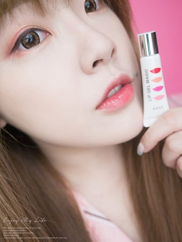 彩妝 ♥ KOSE高絲唇彩魔法雨衣。簡單一步驟讓唇彩不沾染、不掉色、亮麗一整天 ♫ - 第6張圖 P1160459