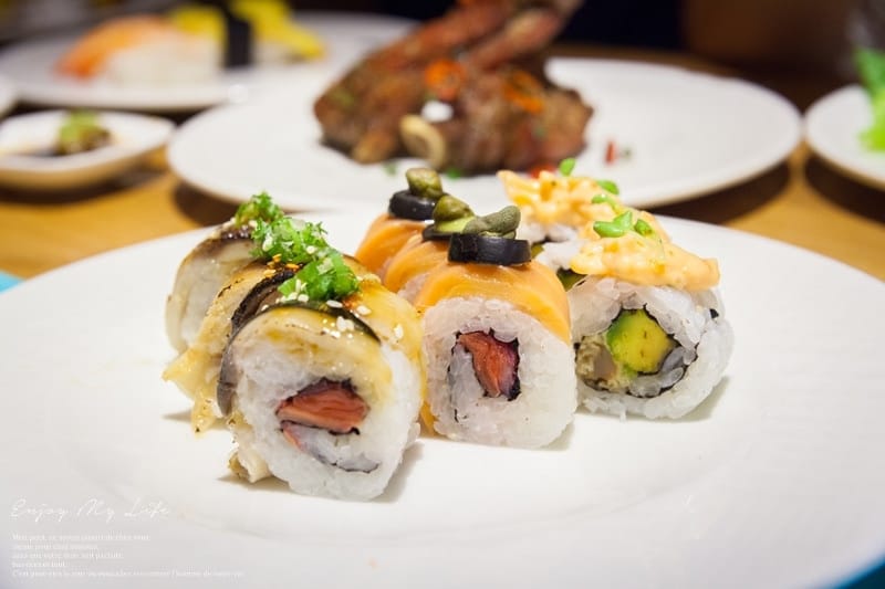 美食 ♥ 饗食天堂。聚餐、約會、吃好料→buffet吃到飽首選推薦 ♫ - 第19張圖 壽司19
