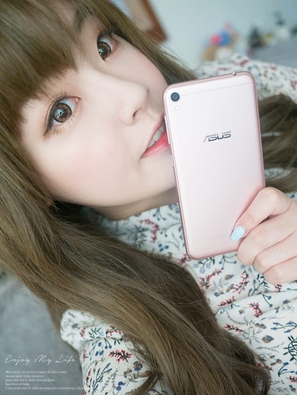 3C ♥ 直播必備美顏機→ASUS ZenFone Live 5吋美顏直播智慧型手機 ♫ - 第39張圖 P1160814