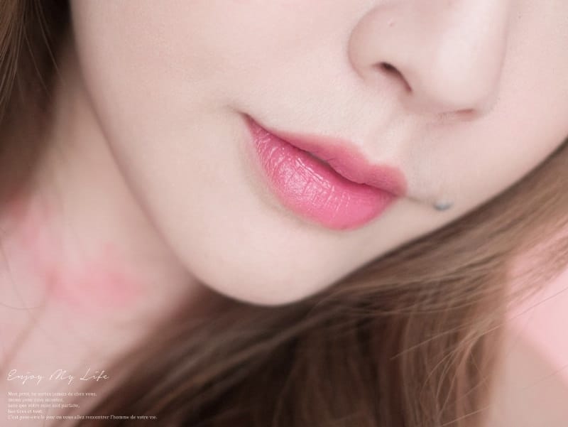 彩妝 ♥ 曼秀雷敦 Lip Baby漾彩潤唇蠟筆。一筆畫出顯色水潤美唇 ♫ - 第26張圖 msrd024-20171003-143155