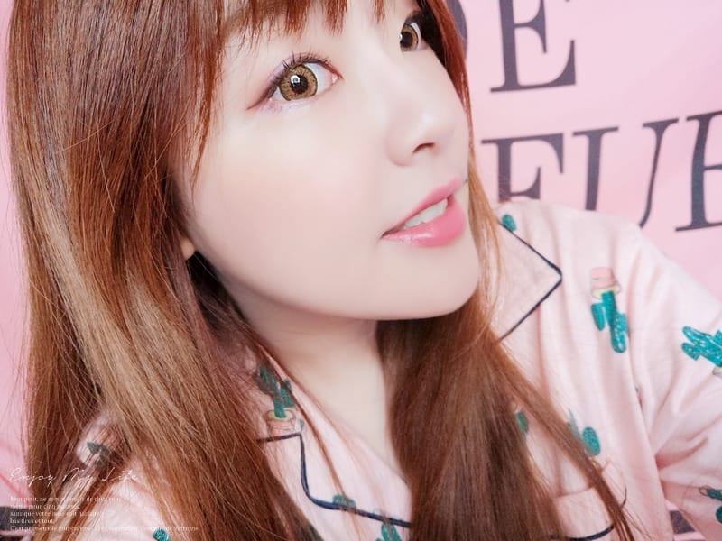 彩妝 ♥ INTEGRATE 透亮無瑕美肌蜜粉底。不靠APP輕鬆快速實現柔焦輕透美肌 ♫ - 第40張圖 IMG_20180108_154053