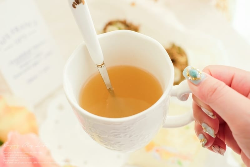 保養 ♥ Happy Tea 嗡嗡薑菊茶。每天一杯去油解膩又暖身 ♫ - 第12張圖 DSCF5402