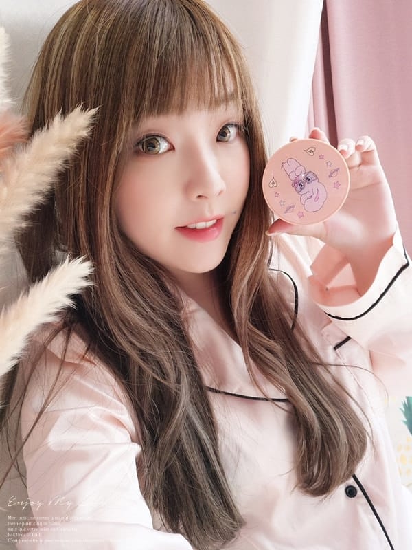 彩妝 ♥ IPKN x ESTHERLOVESYOU聯名。粉紅兔寶寶系列萌萌彩妝 ♫ - 第41張圖 IMG_20180522_152514