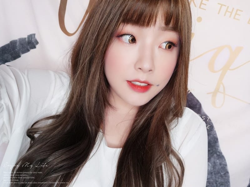 彩妝 ♥ IPKN x ESTHERLOVESYOU聯名。粉紅兔寶寶系列萌萌彩妝 ♫ - 第37張圖 IMG_20180519_134826