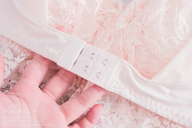 內著 ♥ Angellir Room Bra 3D美胸內衣。黑夜白天都能無負擔擁有集中美胸 ♫ - 第12張圖 DSCF9811