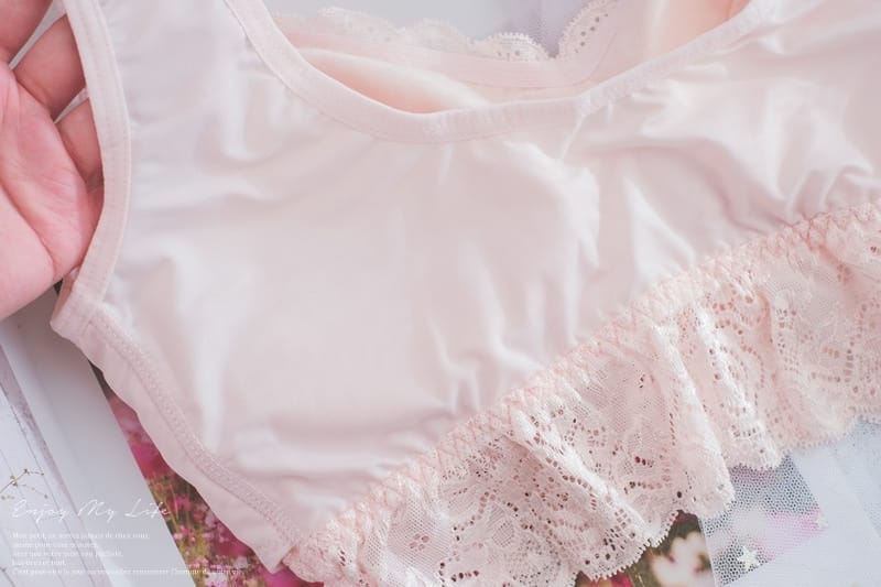 內著 ♥ Angellir Room Bra 3D美胸內衣。黑夜白天都能無負擔擁有集中美胸 ♫ - 第15張圖 DSCF9818