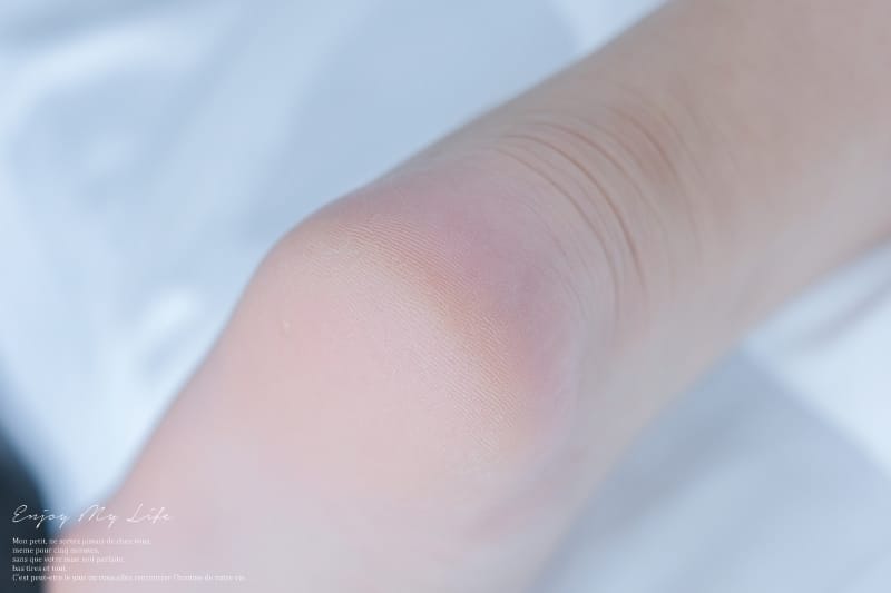 保養 ♥ 爽健Scholl 新一代乾濕兩用去硬皮機。腳皮清潔溜溜才有柔嫩美足 ♫ - 第12張圖 DSCF1837