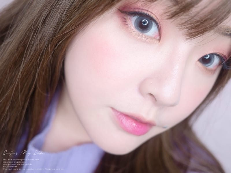 保養 ♥ 冬季護唇推薦 eos 萌萌小彩蛋。變色潤唇球+亮彩潤唇球 ♫ - 第16張圖 P1220972