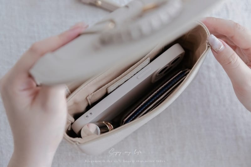 網購 ♥ 全球知名時尚精品電商 NET-A-PORTER。S 網購 ♥ 全球知名時尚精品電商 NET-A-PORTER。S