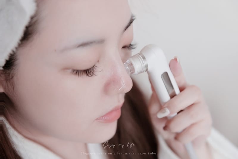 保養 ♥ ADOREU艾朵蘊網美肌。在家也能享受醫美級居家水 保養 ♥ ADOREU艾朵蘊網美肌。在家也能享受醫美級居家水