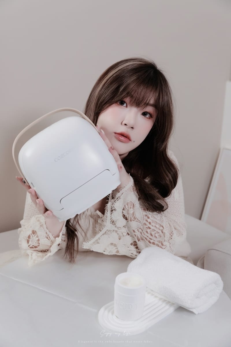 保養 ♥ ADOREU艾朵蘊網美肌。在家也能享受醫美級居家水 保養 ♥ ADOREU艾朵蘊網美肌。在家也能享受醫美級居家水