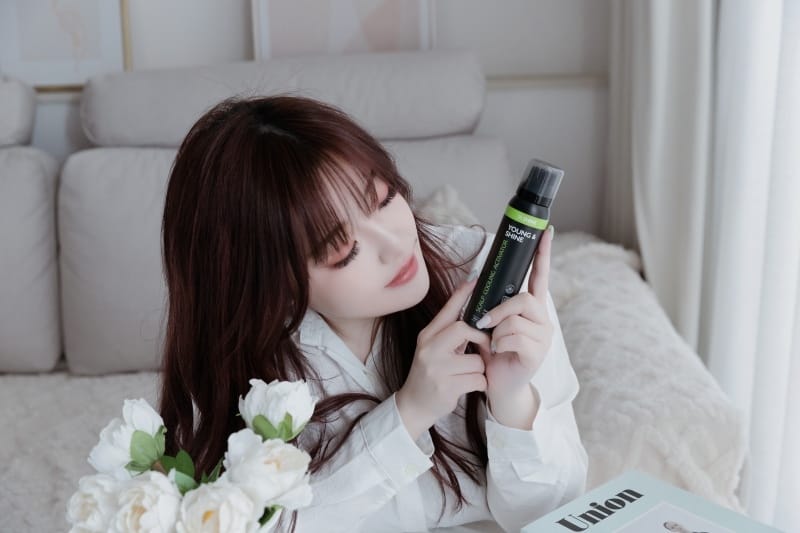 美髮 ♥ DR.SHINE頭皮沁涼養護精華。專為頭皮設計的日 美髮 ♥ DR.SHINE頭皮沁涼養護精華。專為頭皮設計的日