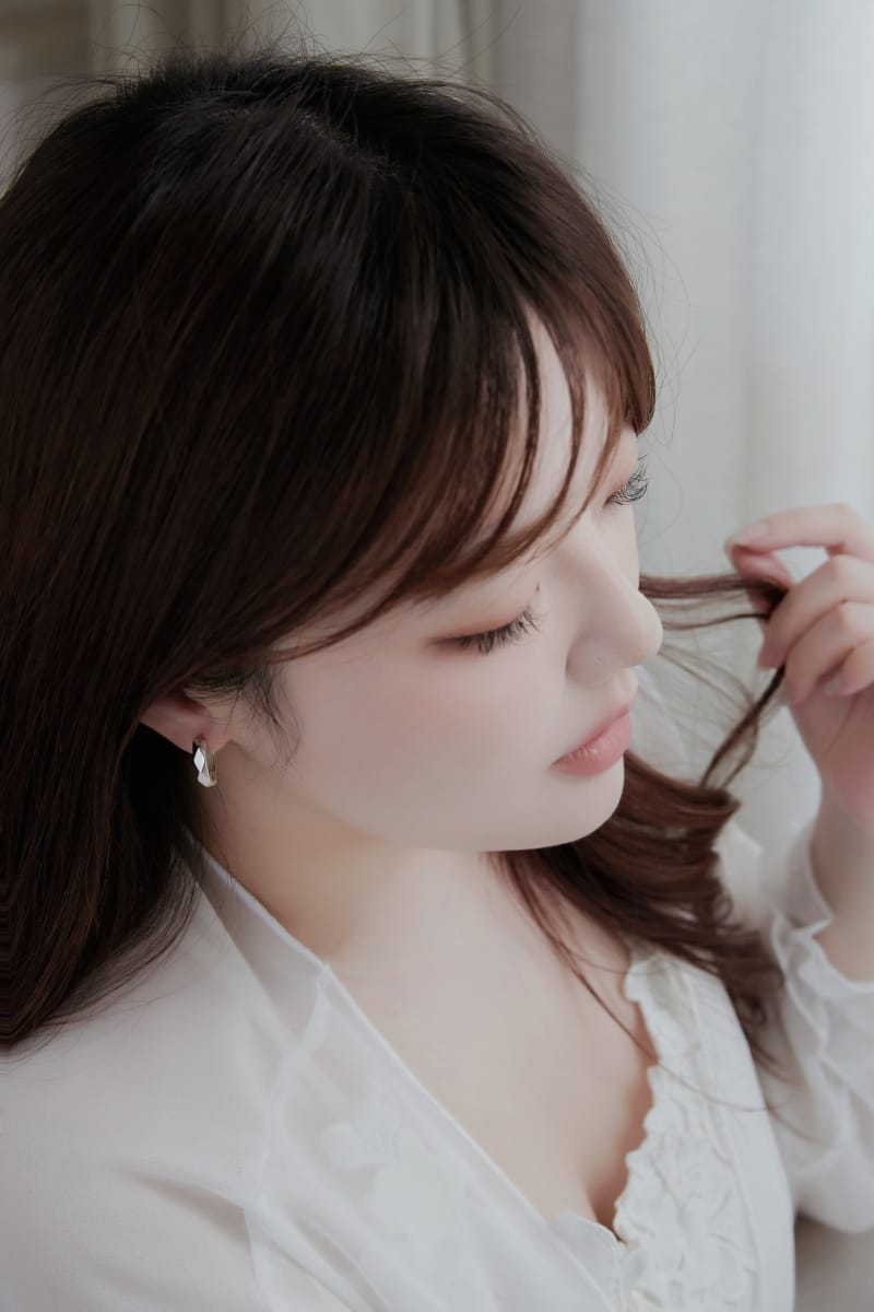 飾品 ♥ 展現女人獨特魅力。SA很有飾｜SOMETHING 