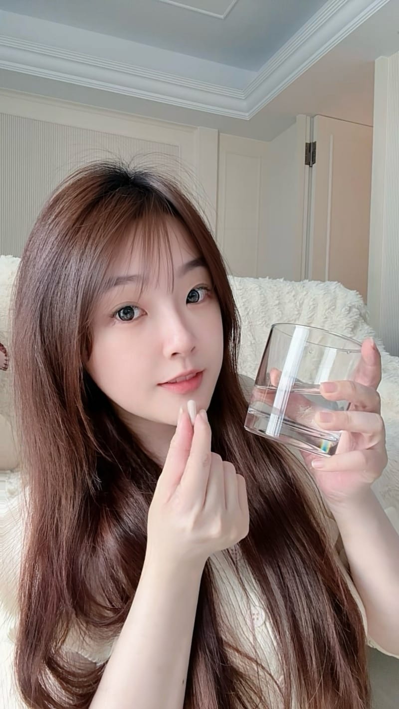速攻型保養 ♥ 榖胱甘肽複方膠囊。養顏美容有感，懶人也能維持