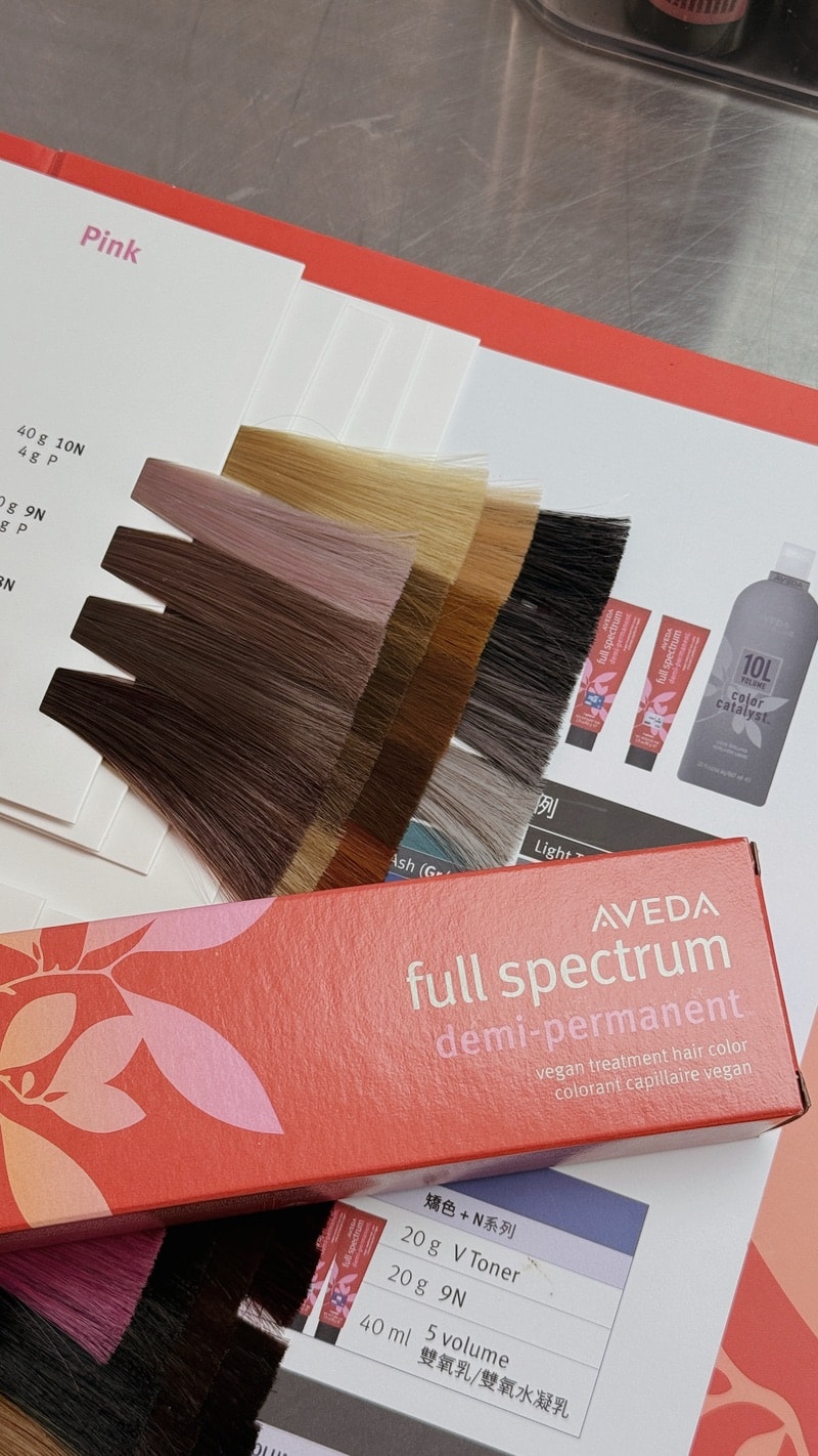 美髮 ♥ 溫柔奶霧感暖棕新髮色。Seefu hair ♫